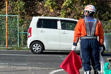 泉南郡熊取町での交通誘導警備の様子